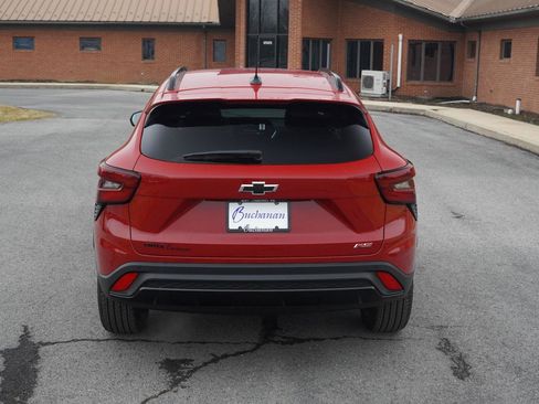 New 2026 Chevrolet Trax RS w/ Sunroof Package image 4