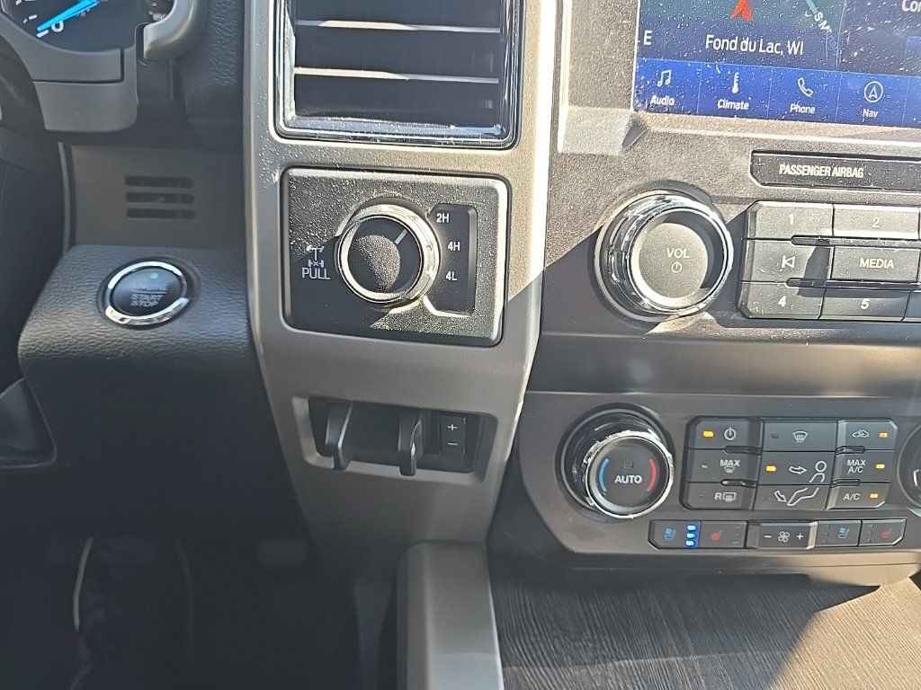 Used 2020 Ford F250 Lariat AWD/4WD image 23