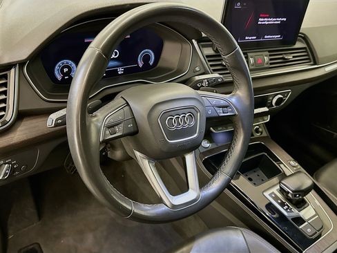 Used 2023 Audi Q5 2.0T Premium Plus w/ Premium Plus Package AWD/4WD image 18