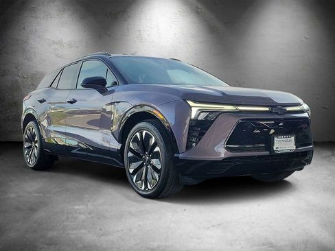 New 2026 Chevrolet Blazer EV RS image 2