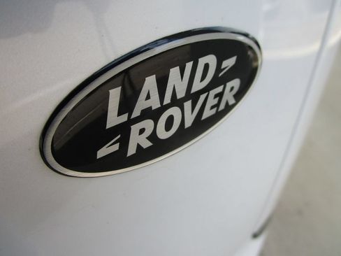 Used 2026 Land Rover Range Rover Velar Dynamic SE AWD/4WD image 12