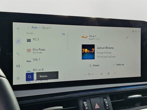 Certified 2024 Lexus ES 350 w/ Premium Package image 18