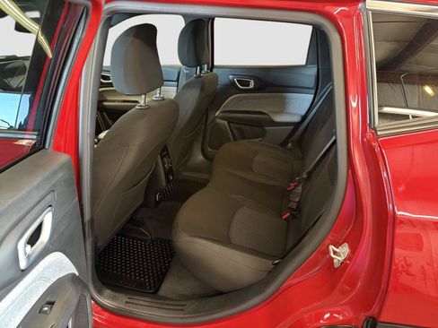 Used 2023 Jeep Compass Sport AWD/4WD image 21
