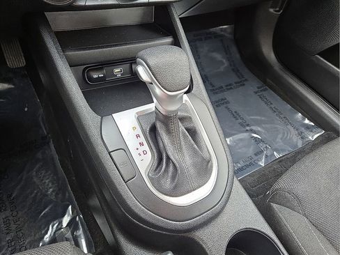 Used 2023 Kia Forte LXS image 27