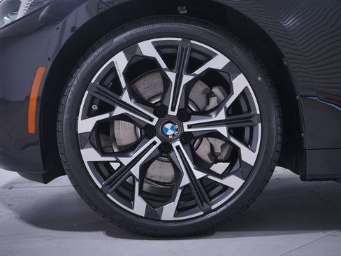 Used 2025 BMW 430i Convertible w/ Convenience Package image 2