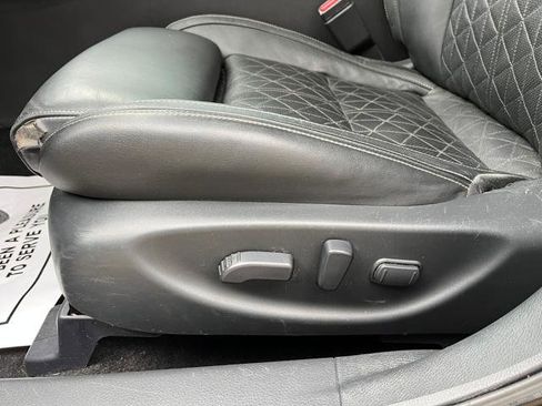 Used 2016 Nissan Maxima Platinum image 38