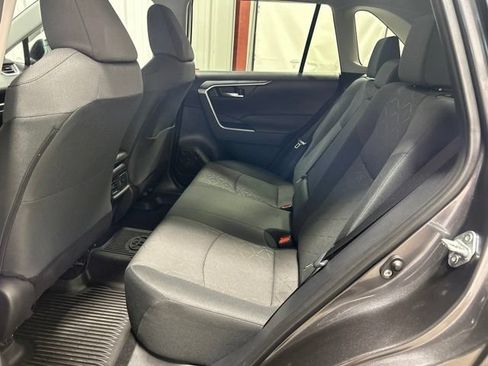 Used 2024 Toyota RAV4 XLE w/ Convenience Package AWD/4WD image 16