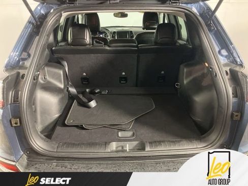 Used 2021 Jeep Cherokee Latitude Lux AWD/4WD image 22