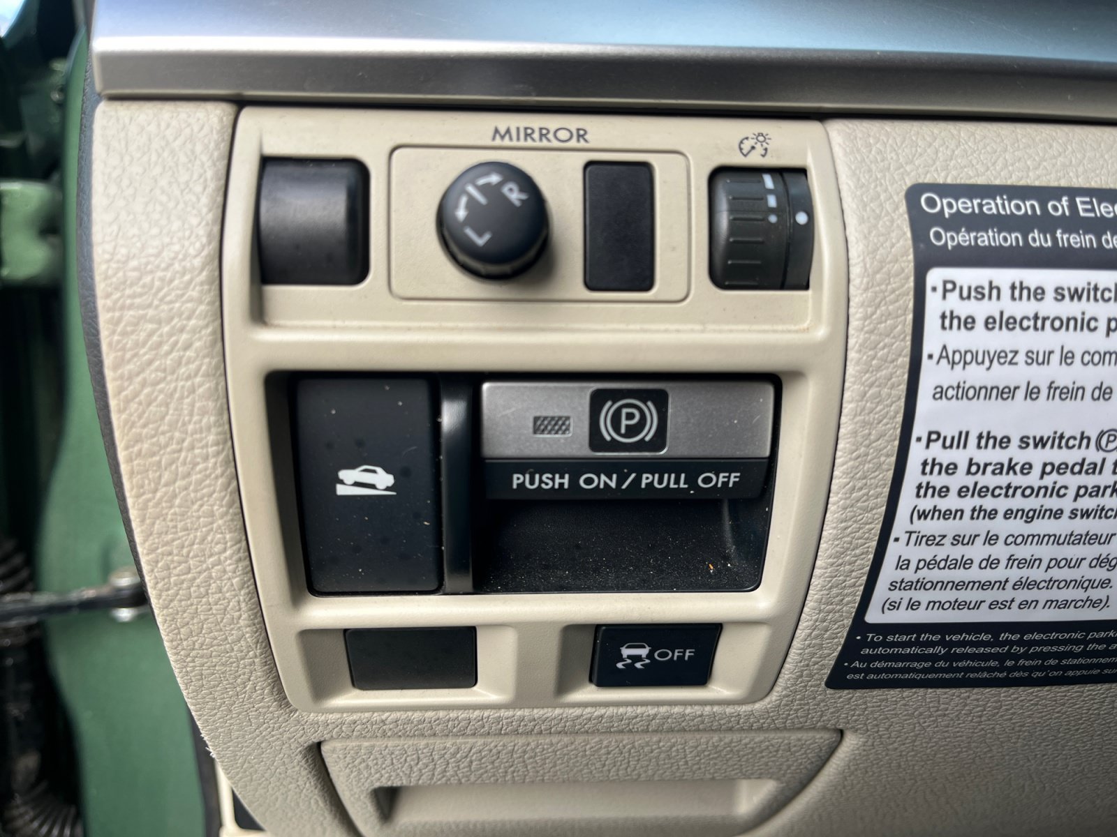 Used 2011 Subaru Outback 2.5i Premium AWD/4WD image 12