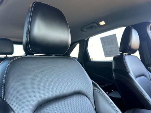 Used 2025 Ford Escape Platinum image 17