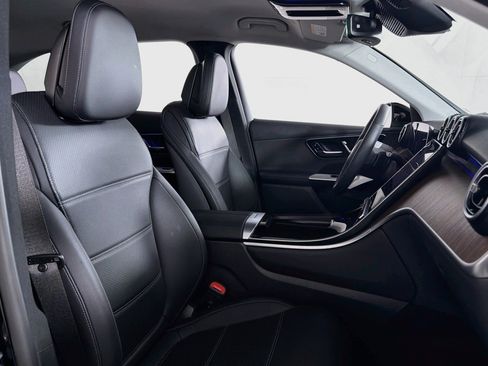 Certified 2025 Mercedes-Benz GLC 350e 4MATIC w/ Driver Assistance Package image 8