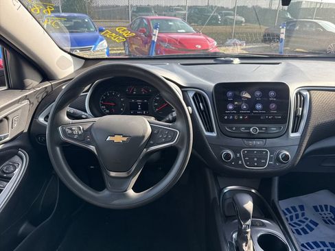 Used 2024 Chevrolet Malibu LT image 15