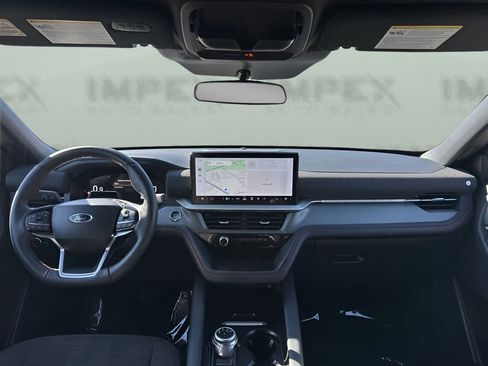 Used 2025 Ford Explorer ST-Line w/ ST-Line Street Pack image 14