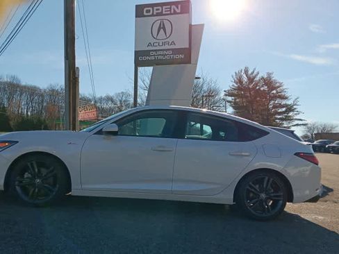 Used 2023 Acura Integra A-Spec image 2