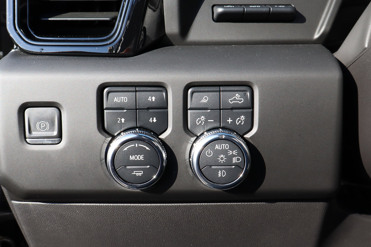 Used 2023 GMC Sierra 1500 AT4X w/ AT4X AEV Edition AWD/4WD image 10