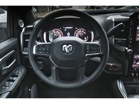 Used 2025 RAM 3500 Laramie AWD/4WD image 15