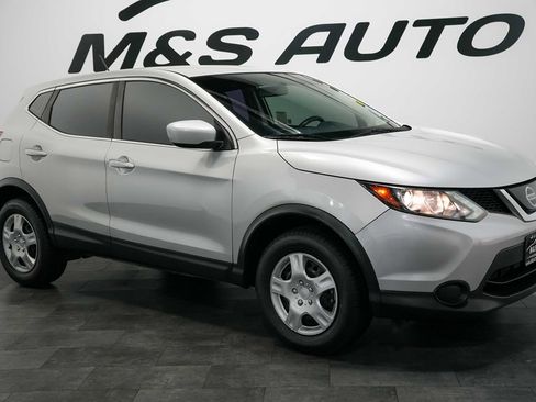Used 2019 Nissan Rogue Sport S FWD image 7