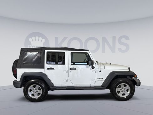 Used 2016 Jeep Wrangler Unlimited Sport w/ Quick Order Package 24S AWD/4WD image 8