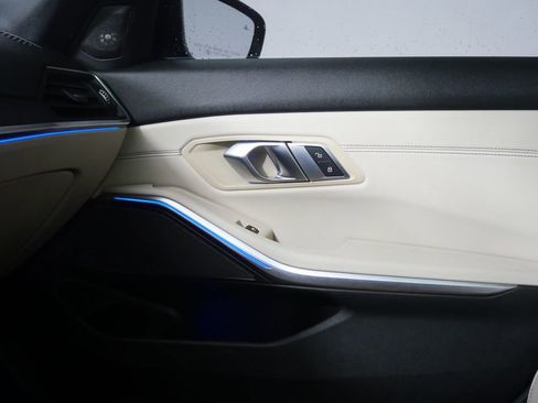 Used 2022 BMW M340i w/ Premium Package image 27