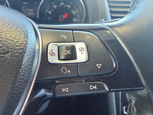 Used 2019 Volkswagen Passat 2.0T SE R-Line image 14