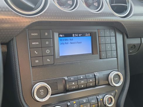 Used 2020 Ford Mustang GT w/ GT Performance Package RWD image 29