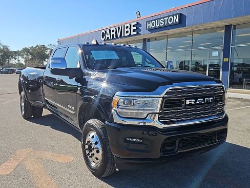 Used 2024 RAM 3500 Limited image 1