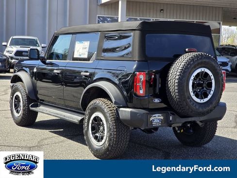 New 2026 Ford Bronco Outer Banks w/ Sasquatch Package image 2