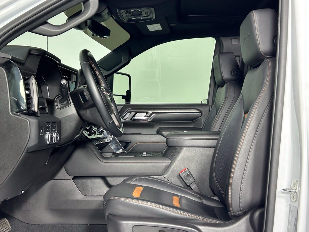 Used 2024 GMC Sierra 2500 AT4 w/ AT4 Premium Plus Package AWD/4WD image 28