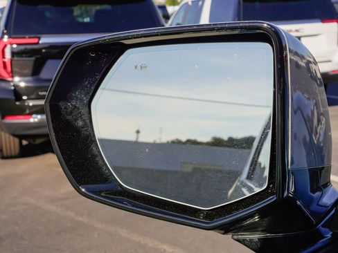 New 2026 GMC Yukon XL Denali w/ Advanced Technology Package image 19