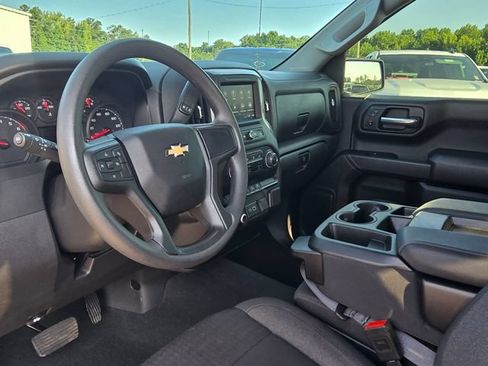 Used 2025 Chevrolet Silverado 1500 Custom AWD/4WD image 23