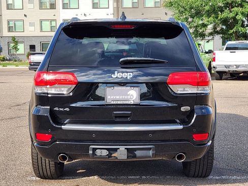 Used 2018 Jeep Grand Cherokee Overland image 9