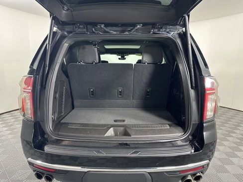 Used 2021 Chevrolet Tahoe Premier AWD/4WD image 24