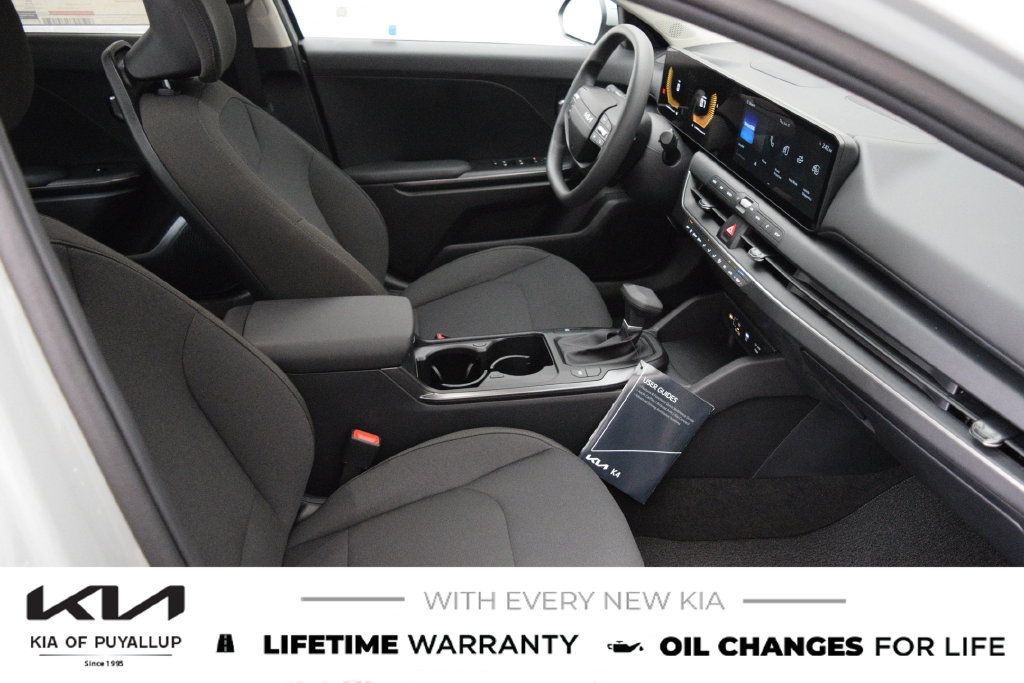 New 2026 Kia K4 FWD image 16