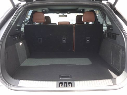 Used 2022 Lincoln Nautilus Reserve w/ Cargo Utility Package FWD image 12