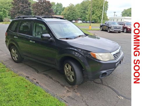 Used 2010 Subaru Forester 2.5X Premium AWD/4WD image 4