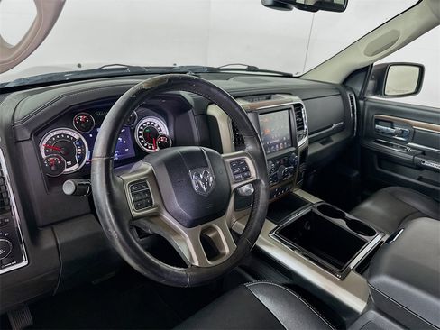 Used 2014 RAM 1500 Laramie image 10
