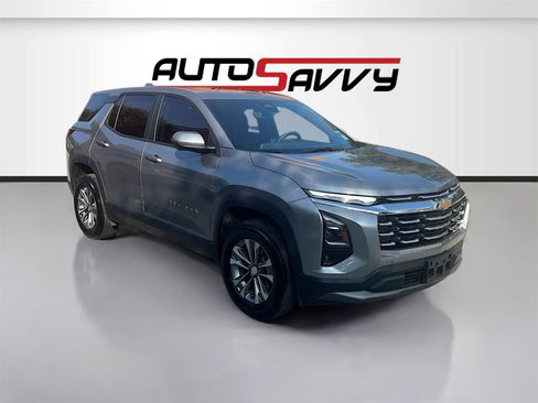 Used 2025 Chevrolet Equinox LT w/ Safety and Technology Package image 1