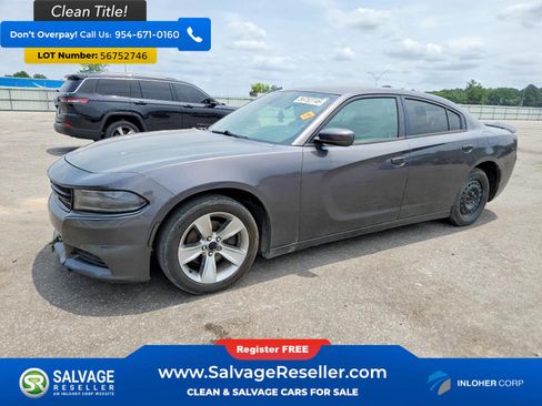 Used 2017 Dodge Charger SXT RWD image 1