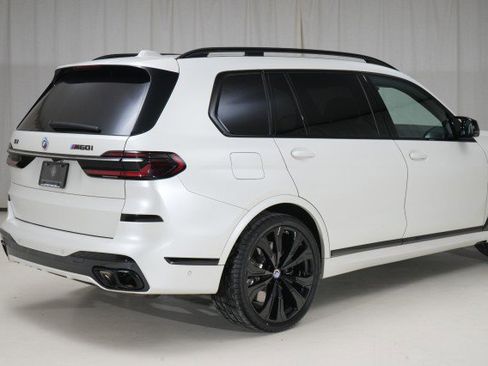 Used 2023 BMW X7 M60i w/ Executive Package image 19