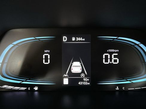 Used 2024 Hyundai Palisade XRT FWD image 2