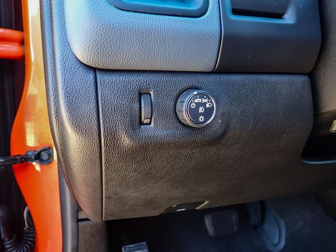 Used 2019 Chevrolet Colorado Z71 image 11