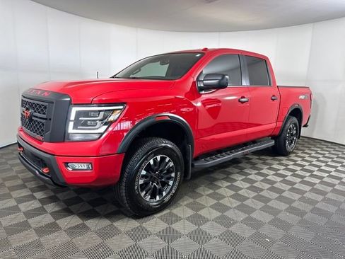 Used 2021 Nissan Titan PRO-4X w/ Off Road Protection Package image 7