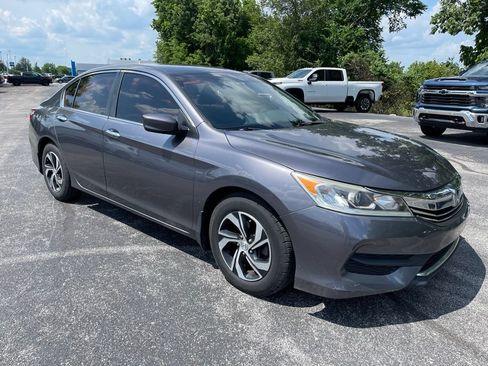 Used 2016 Honda Accord LX image 2