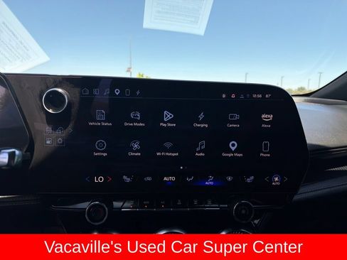 Used 2024 Chevrolet Blazer EV LT AWD/4WD image 19