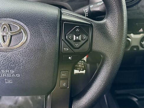 Used 2018 Toyota Tacoma SR image 15
