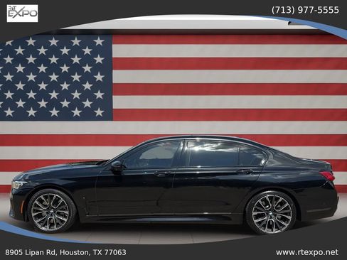 Used 2020 BMW 750i xDrive w/ Executive Package image 5