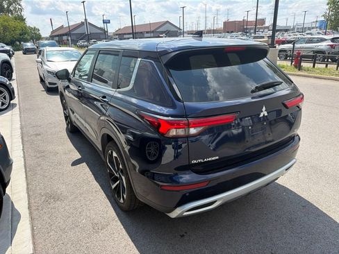 Used 2024 Mitsubishi Outlander SE FWD image 4