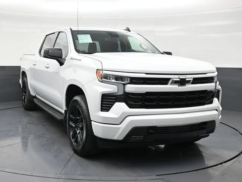 Used 2022 Chevrolet Silverado 1500 RST RWD image 7