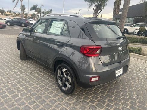 New 2026 Hyundai Venue SEL image 3