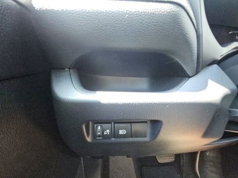 Used 2024 Toyota RAV4 XLE FWD image 43